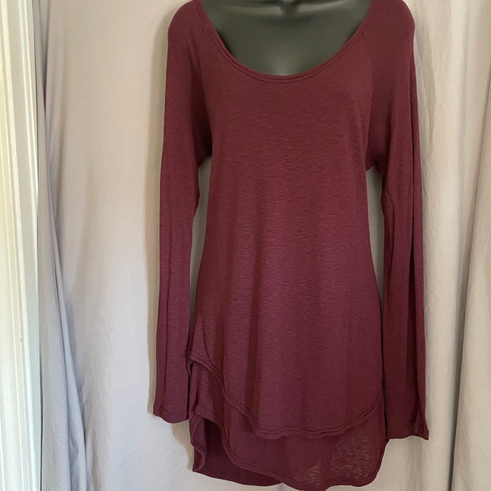 Lightweight off shoulder tunic.